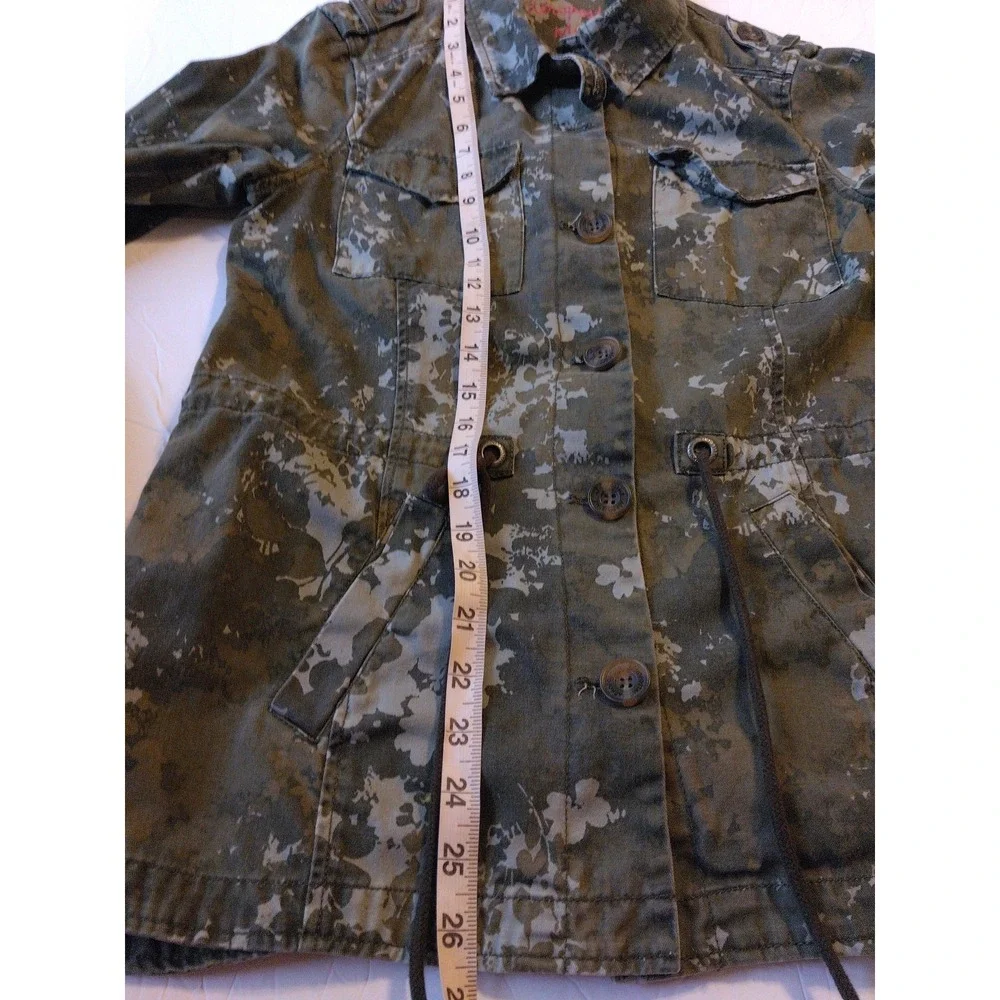Aeropostale Women's Lightweight Camo Jacket Size M Gorpcore Camping Utility